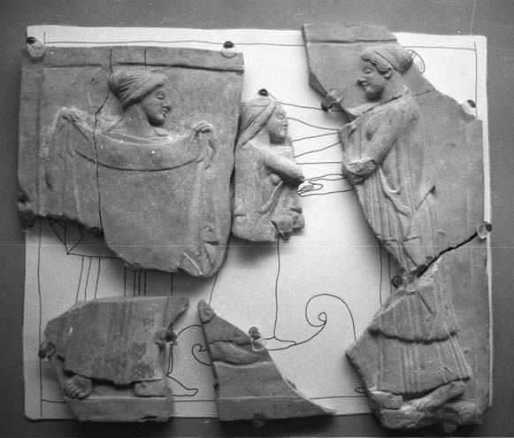 Figure 6: The Birth of Aphrodite. Pinax type 10/3. (Photo by the author; printed with permission.)
