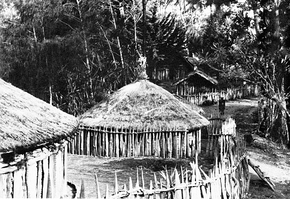 Highlands village in Papua New Guinea