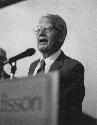 Dr. August E. Kehr