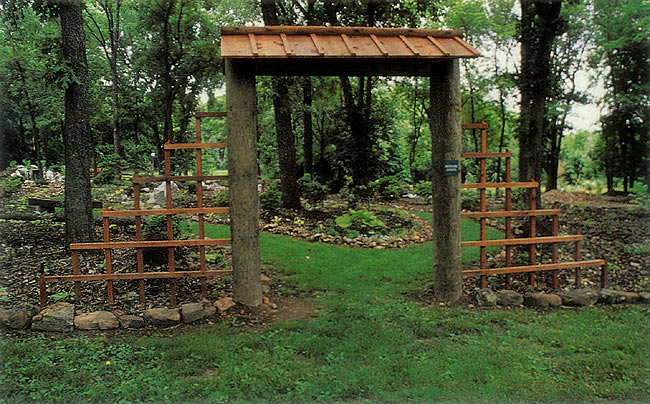 The entrance to the Woodland
Garden.