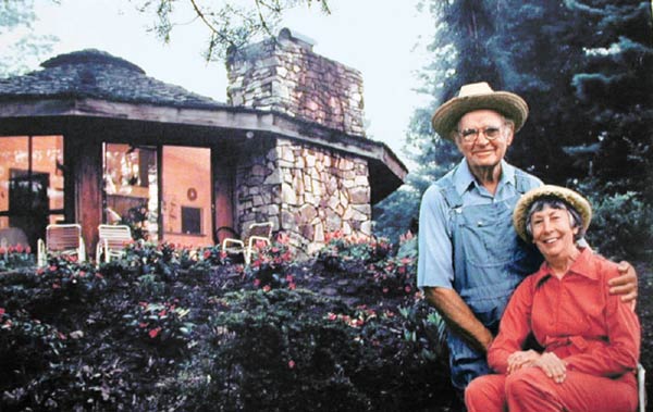 Russ and Velma Haag in
front of their North Carolina home