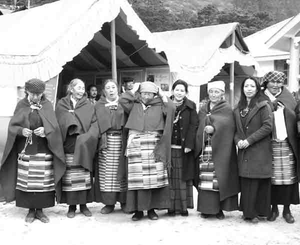 Nuns of Lachung at Singba, with 
Director of Handicrafts
